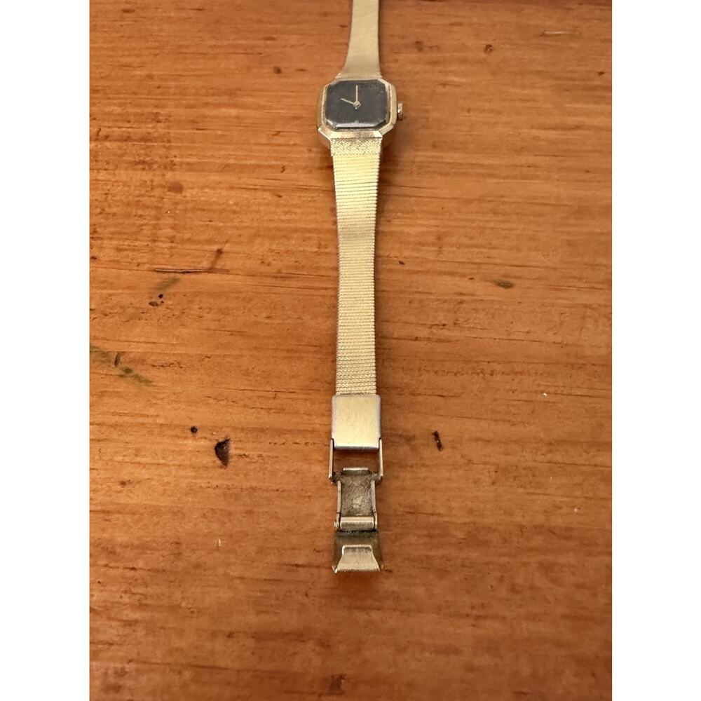 Vintage Seiko Gold Tone Octagonal Case Black Dial Mesh Bracelet Quartz Watch - Picture 2 of 14